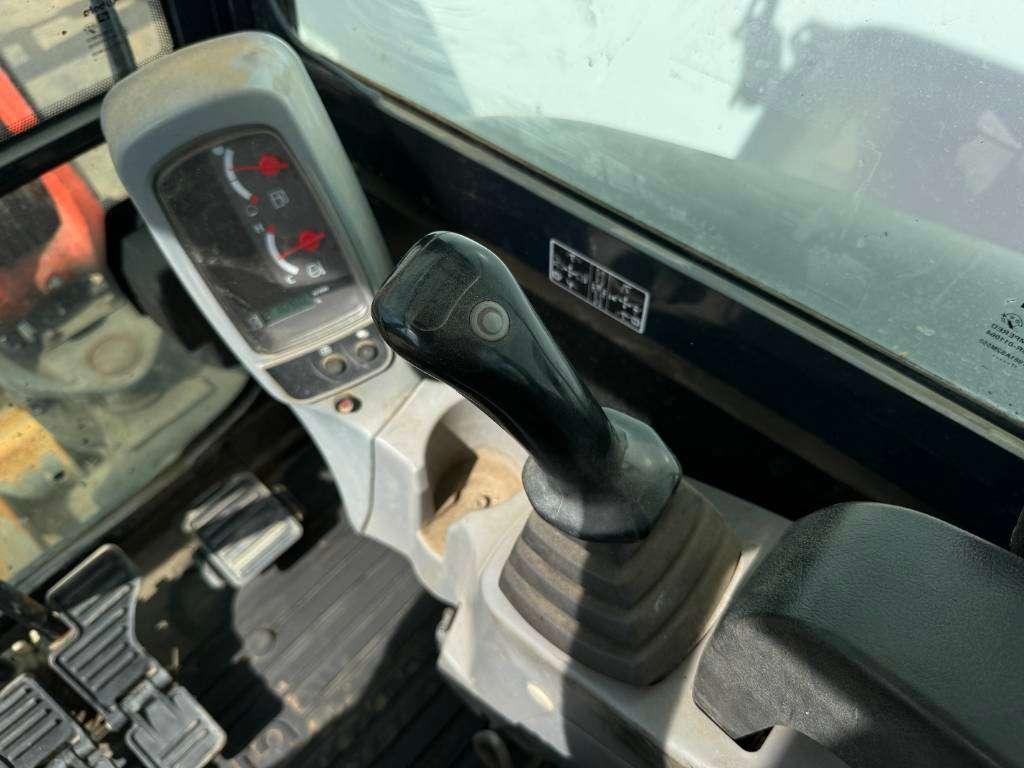 Kubota KX027-4 - Hammer Lines / Quick Coupler Foto 11