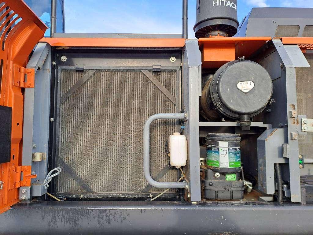 Hitachi Zx350LCN-6 Foto 21