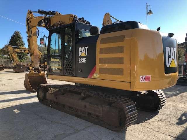 Caterpillar 323E Foto 1