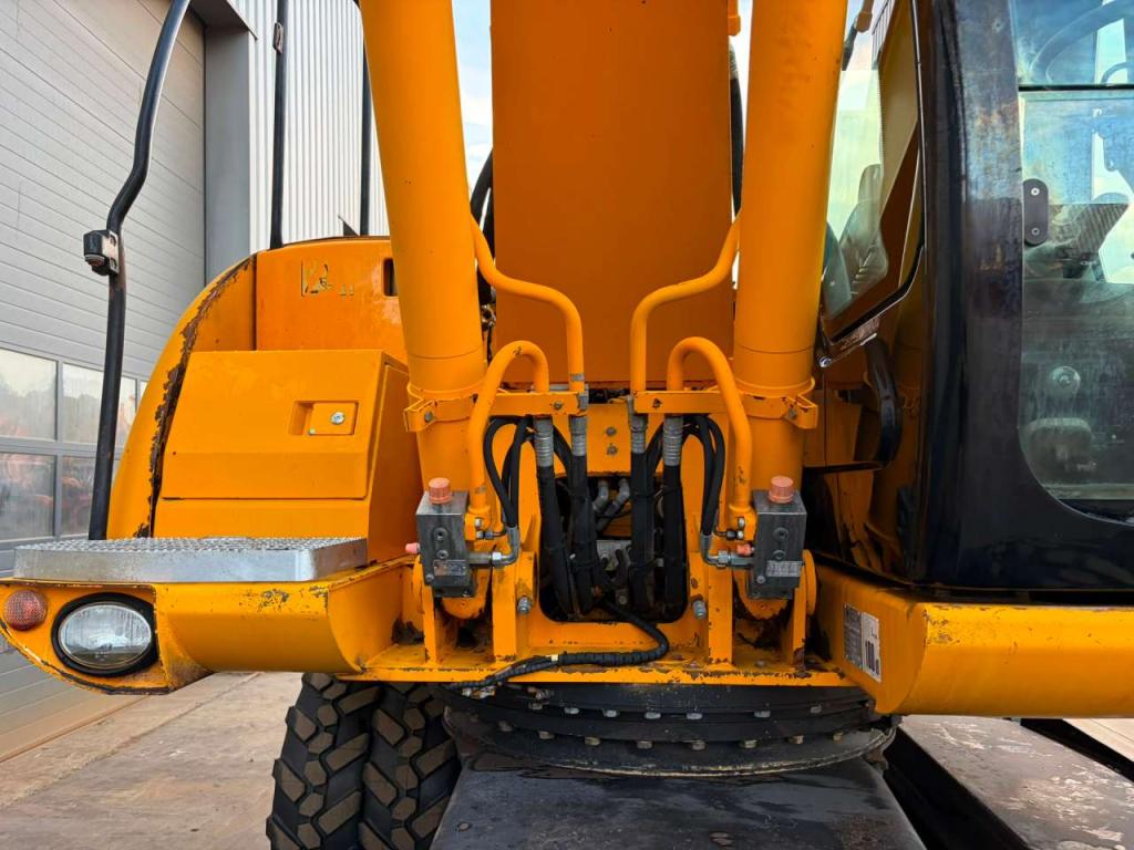 JCB JS175W Foto 10
