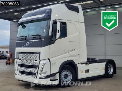 Volvo FH 500 4X2 XL Retarder I-ParkCool 2xTanks Navi LED Euro 6 in vendita da BAS World B.V.