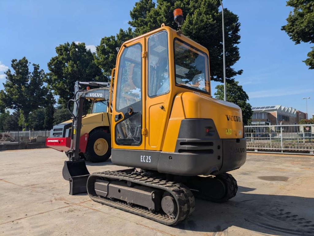 Volvo EC25 Foto 2