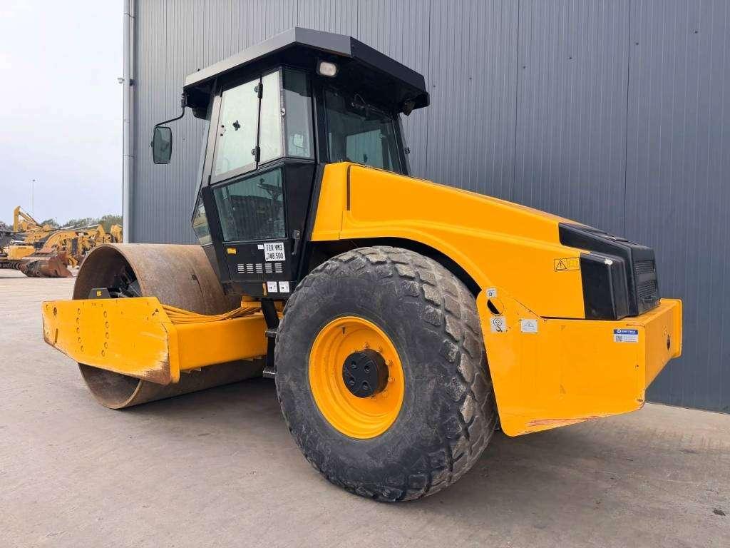 Dynapac CA302D Foto 2