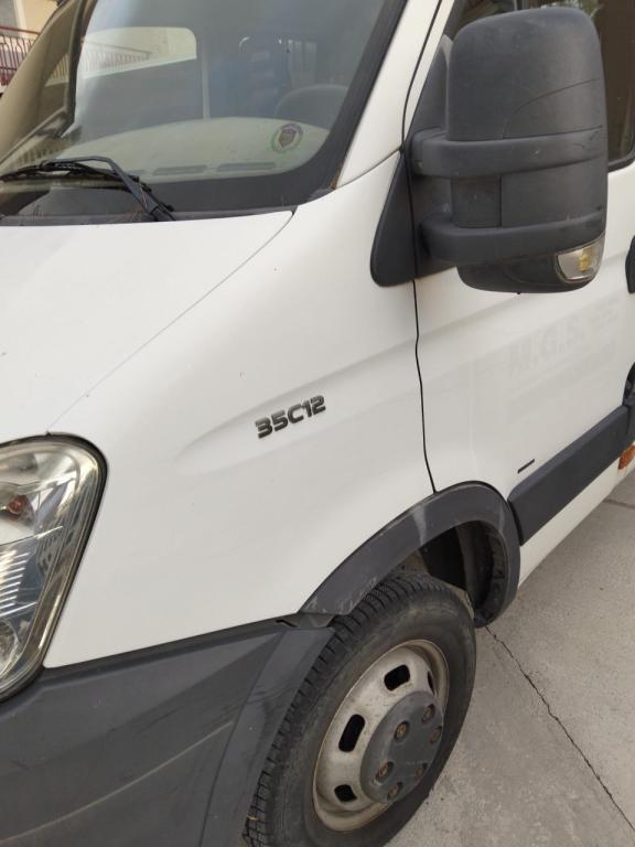 Iveco 35-12 Daily Foto 5