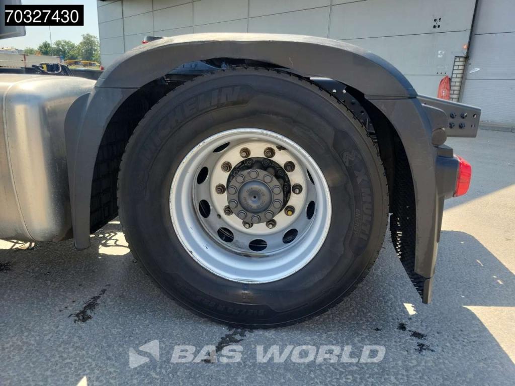 Mercedes Actros 1851 4X2 BigSpace 2x Tanks Standklima Foto 17