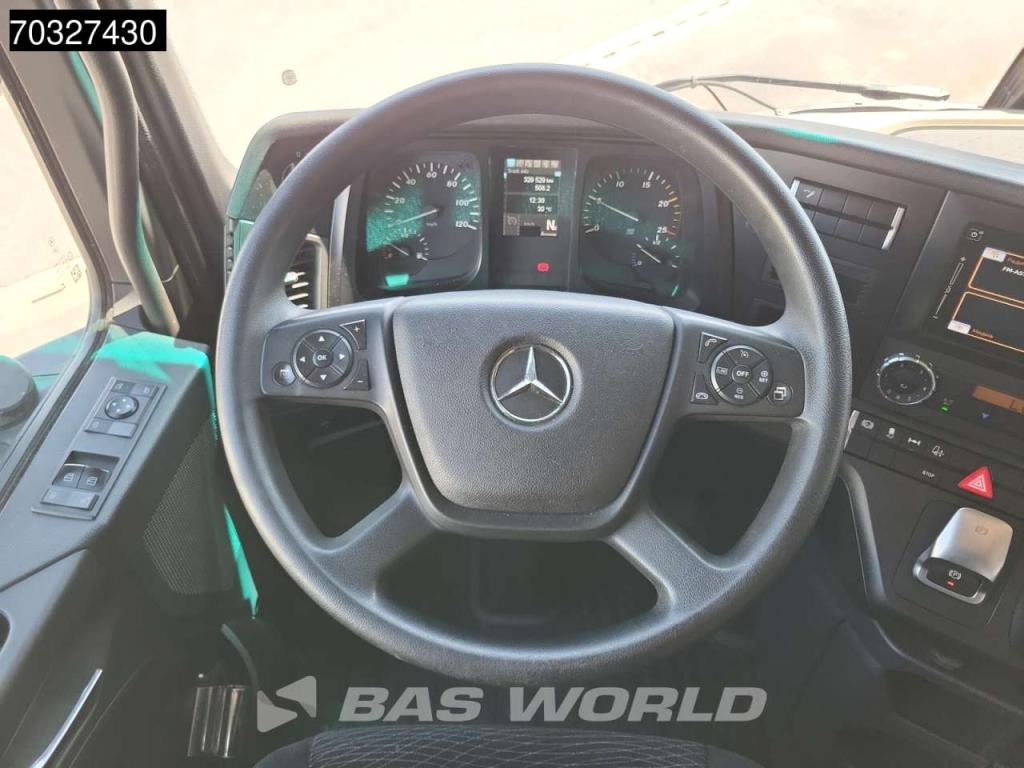 Mercedes Actros 1851 4X2 BigSpace 2x Tanks Standklima Foto 24
