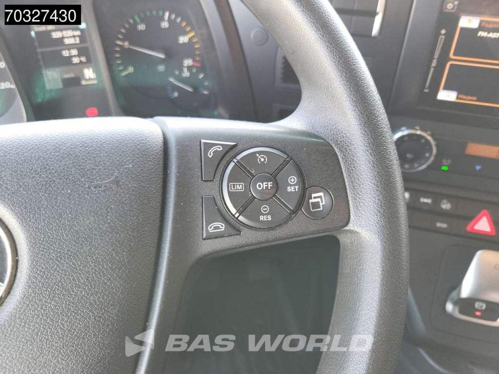 Mercedes Actros 1851 4X2 BigSpace 2x Tanks Standklima Foto 26