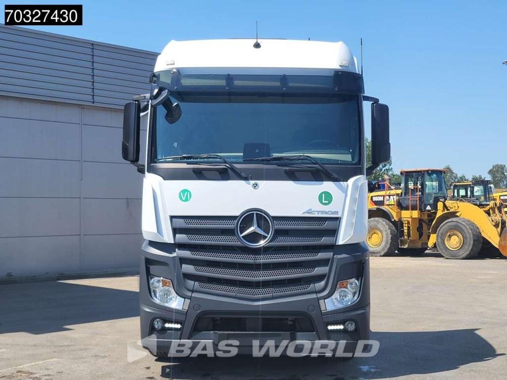 Mercedes Actros 1851 4X2 BigSpace 2x Tanks Standklima Foto 3