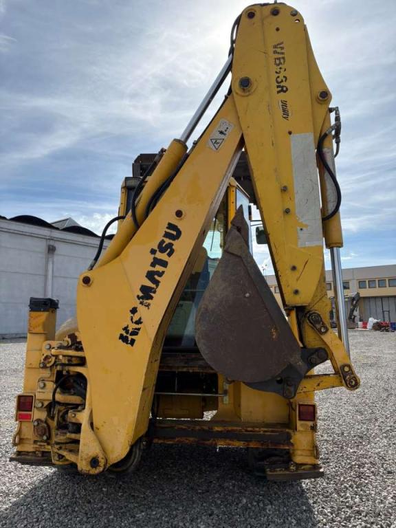 Komatsu WB93R-2 Foto 6