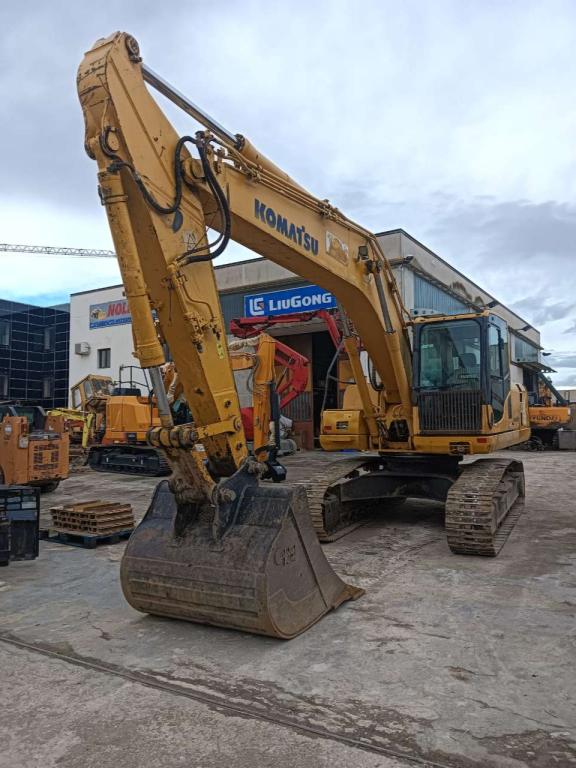 Komatsu PC 210-8 Foto 2