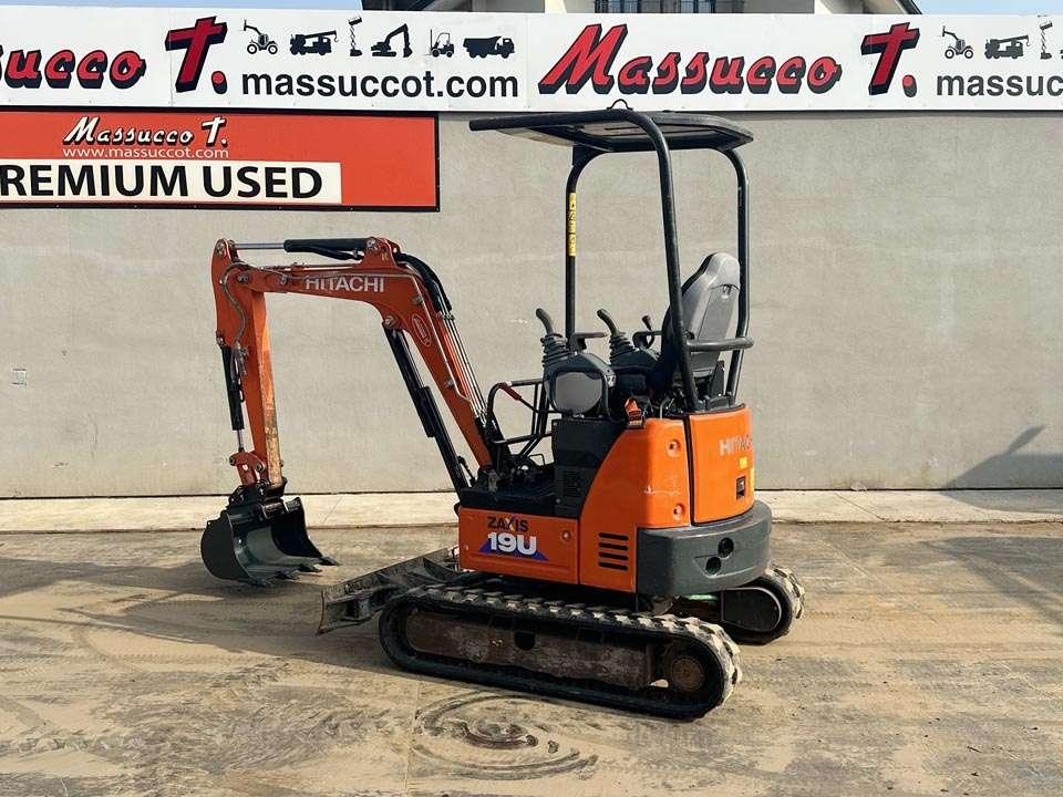Hitachi ZX19U-6 YRL Foto 3