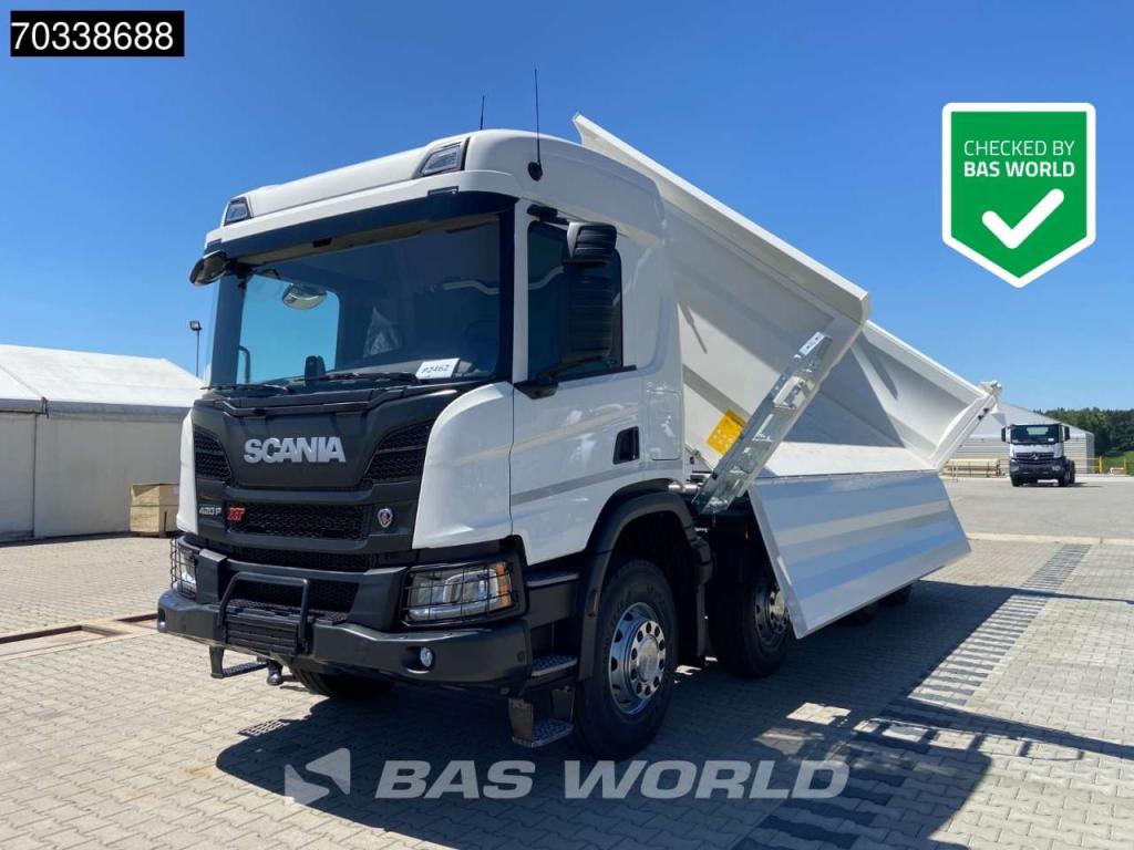 Scania P420 8X4 Foto 1