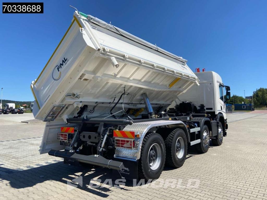 Scania P420 8X4 Foto 7