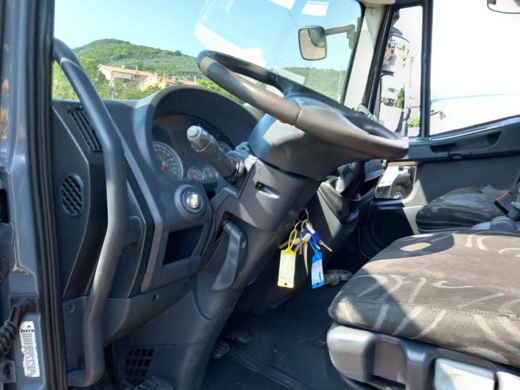 Iveco EUROCARGO CUBE ML80E22 Foto 9