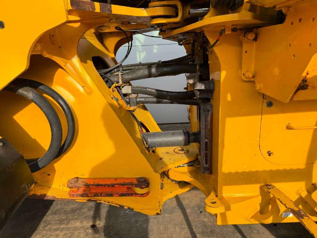 Volvo L150G - Automatic Greasing / CDC Steering Foto 18