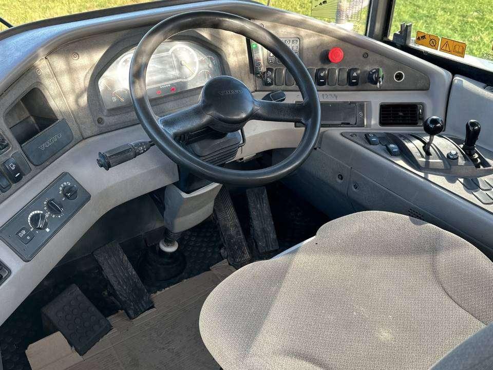 Volvo A30F 6x6 Foto 9