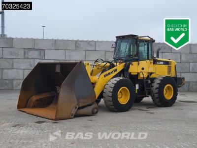 Komatsu WA320-6 in vendita da BAS World B.V.