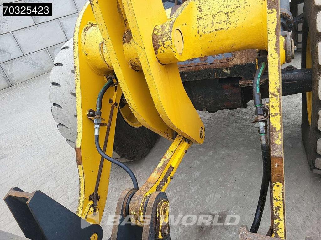 Komatsu WA320-6 Foto 17