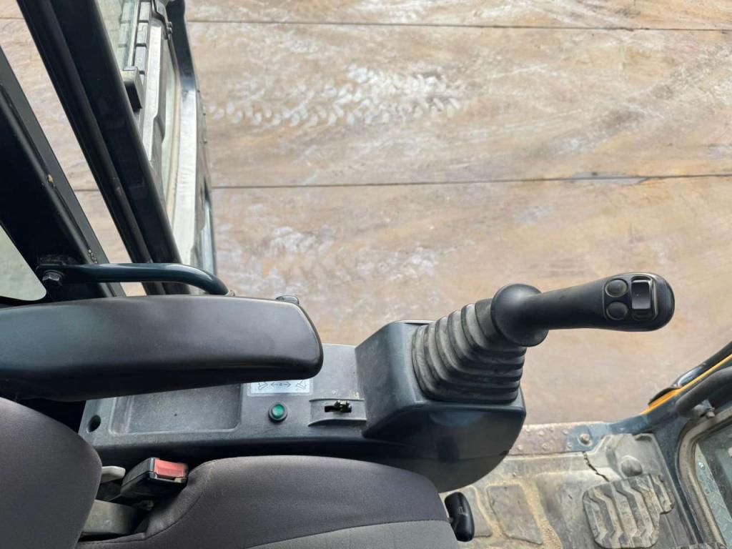 Hyundai Robex 180W-9A Foto 28