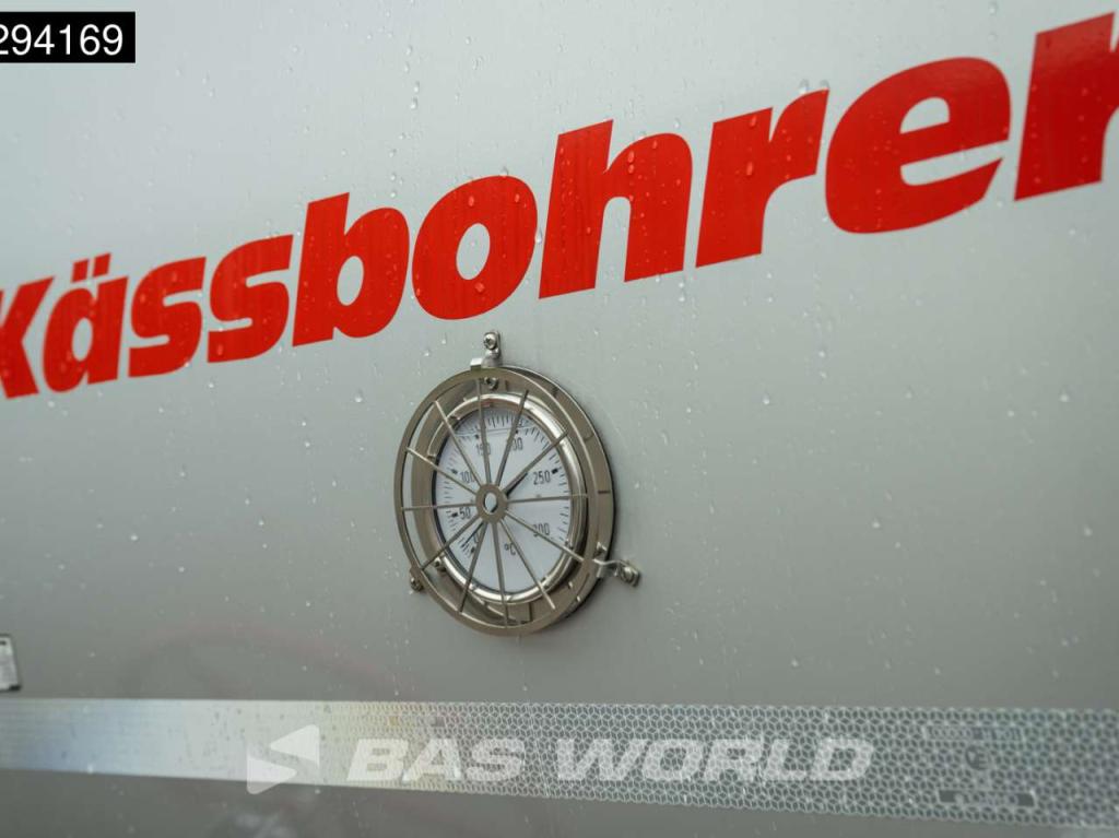 Kässbohrer STB 3 axles New! 32.000L Bitumen Foto 11