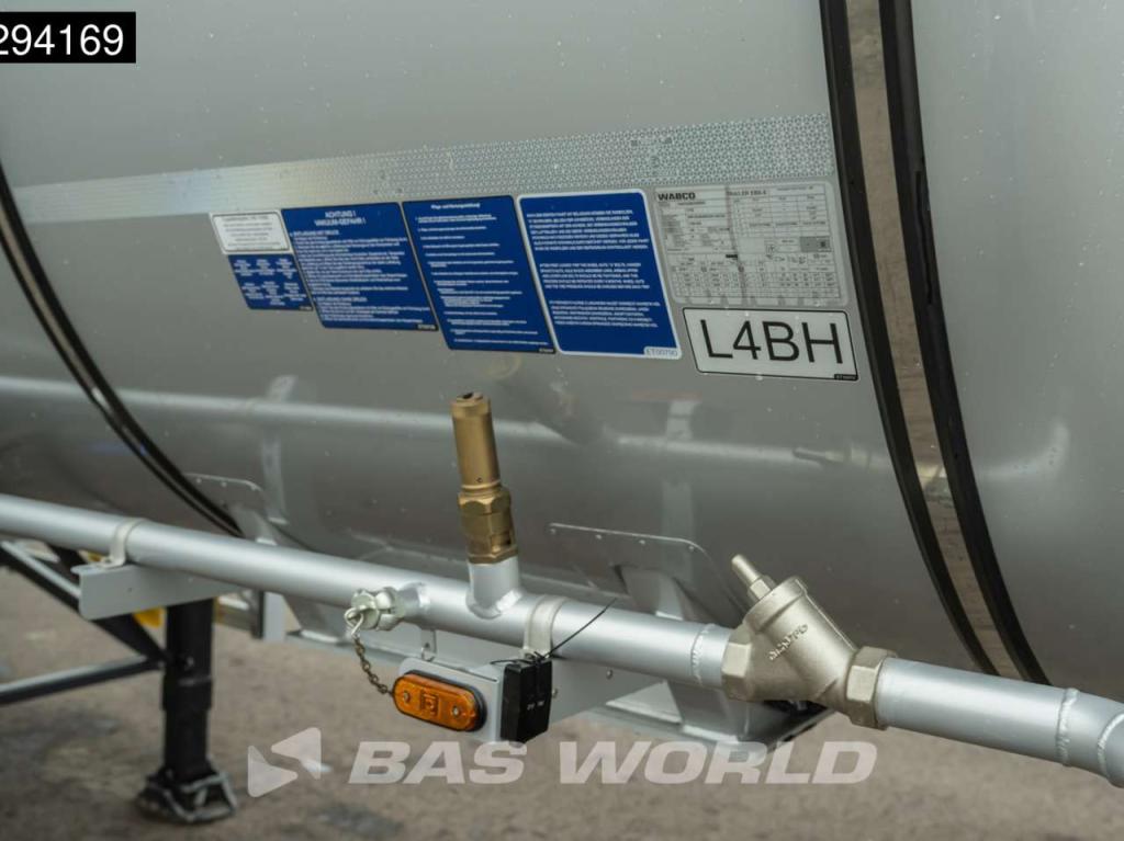 Kässbohrer STB 3 axles New! 32.000L Bitumen Foto 18