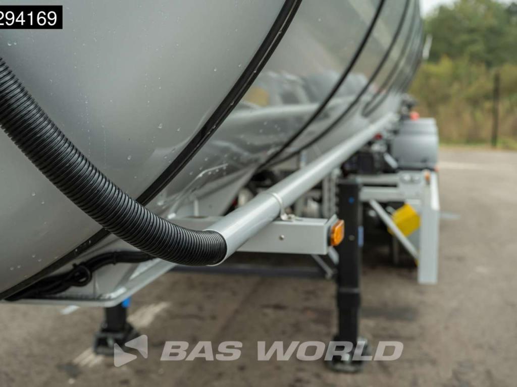 Kässbohrer STB 3 axles New! 32.000L Bitumen Foto 20