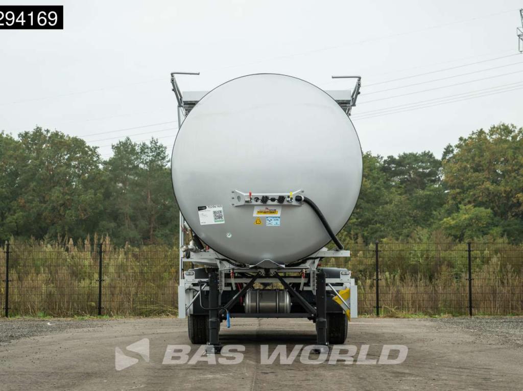 Kässbohrer STB 3 axles New! 32.000L Bitumen Foto 6