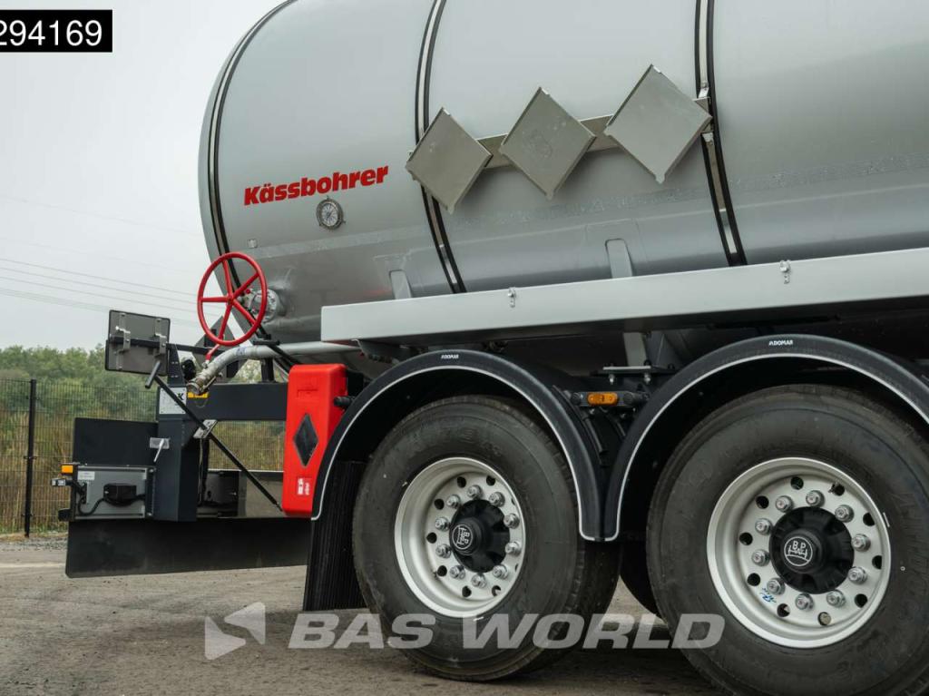 Kässbohrer STB 3 axles New! 32.000L Bitumen Foto 9