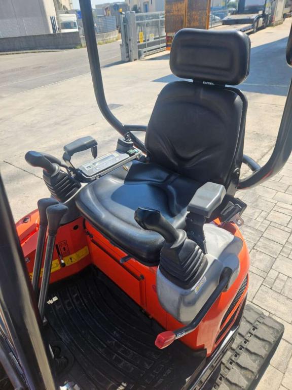 Kubota u17-3a Foto 12