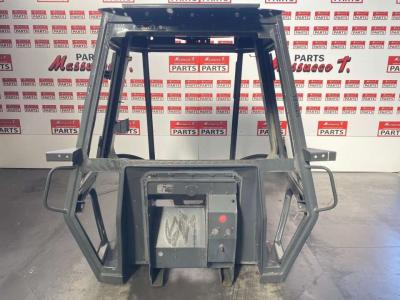 Cabina per Case 580K in vendita da Massucco T. Srl Area Ricambi