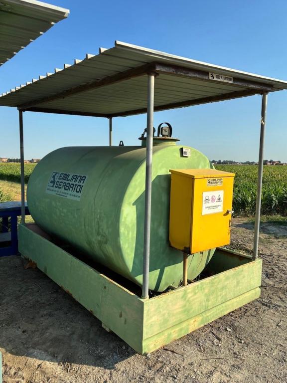 Emiliana Serbatoi Serbatoio gasolio Foto 2