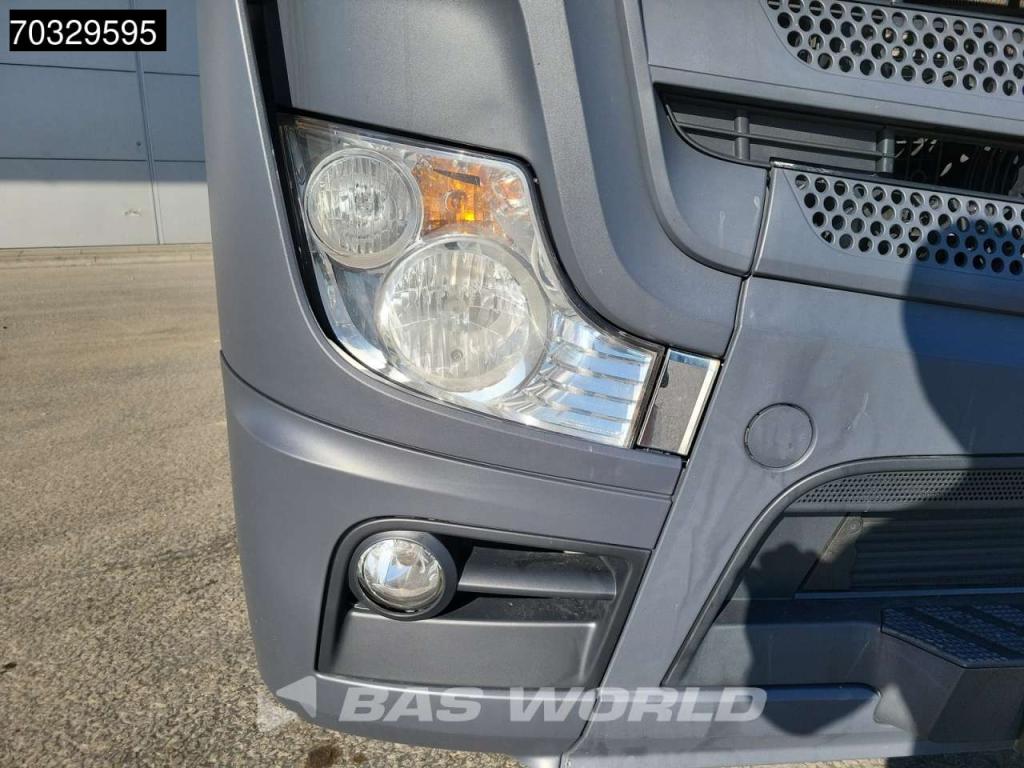Mercedes-Benz Actros 2443 6X2 BigSpace Retarder Standklima ACC Liftachse Schiebeschüssel Foto 10