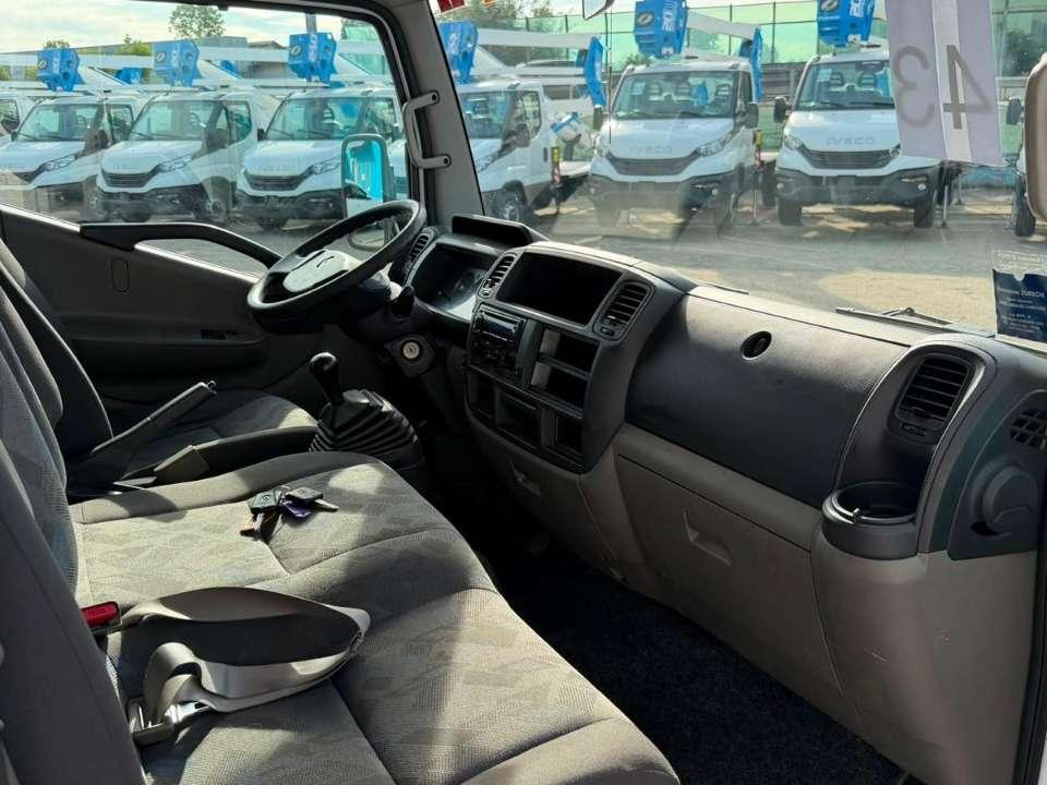 Renault Maxity Foto 9