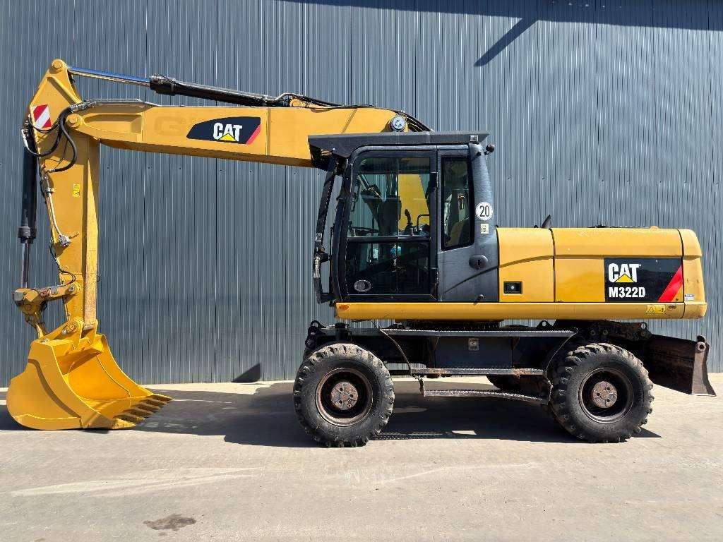 Caterpillar M322D Foto 2