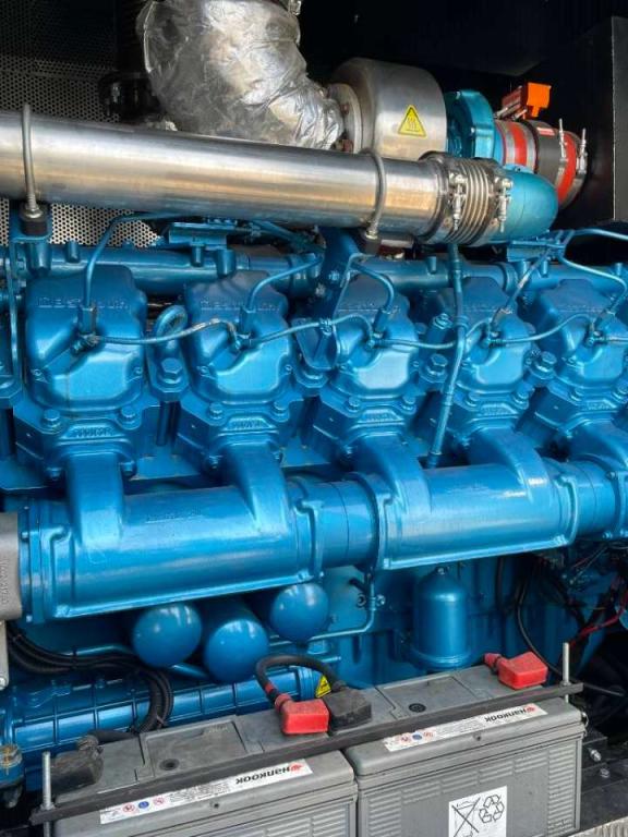 Pramac GSW1015B - 1016kVA Used Generator - DPX-12660 Foto 10