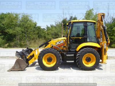 JCB 4CX PRO in vendita da Piccinini Macchine Srl