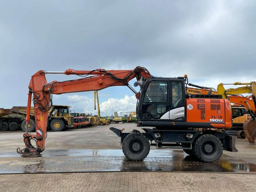 Hitachi ZX190W-6 Foto 1