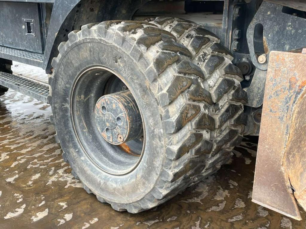 Hitachi ZX190W-6 Foto 13