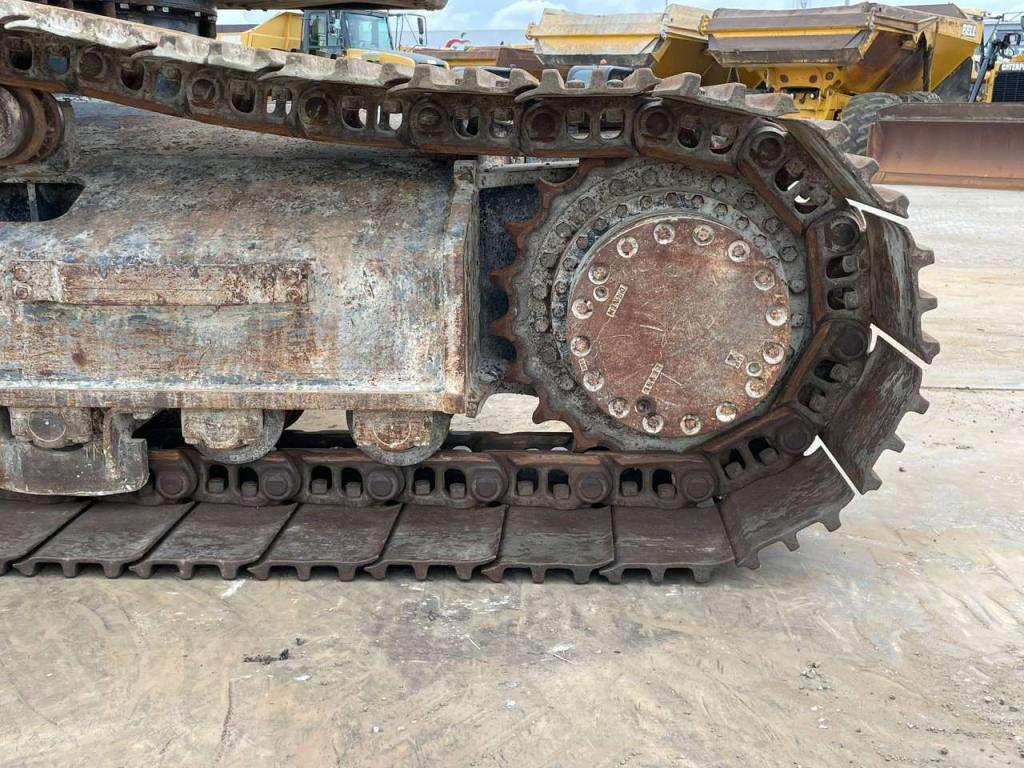 Hitachi ZX300-6 Foto 17