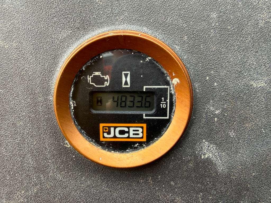 JCB 220X-LC - Quick Coupler / Automatic Greasing Foto 28
