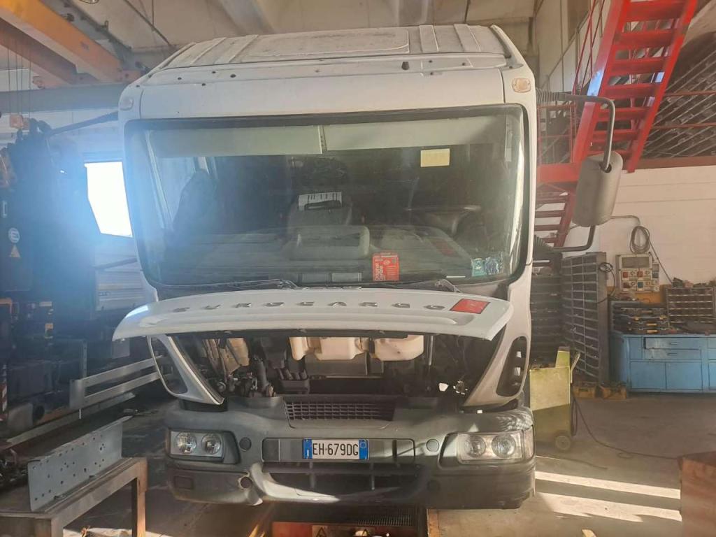 Iveco EUROCARGO ML120E18 Foto 12