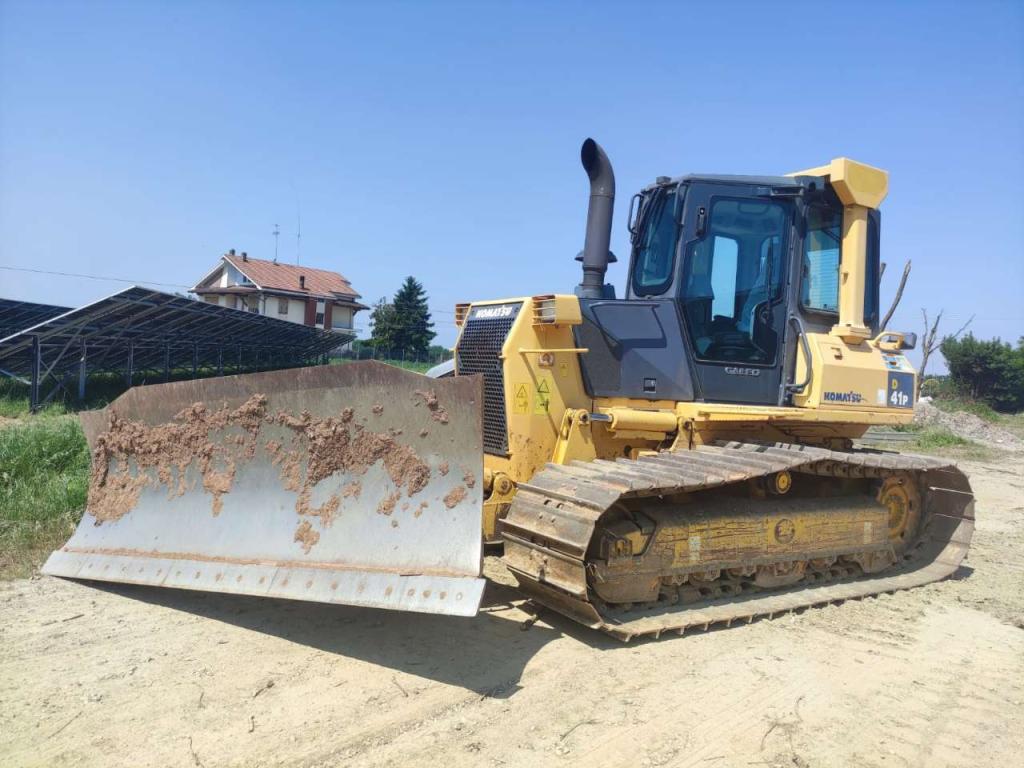 Komatsu D41P-6 Foto 1