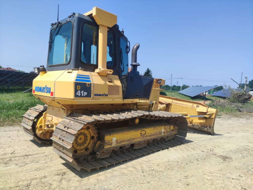 Komatsu D41P-6 Foto 2