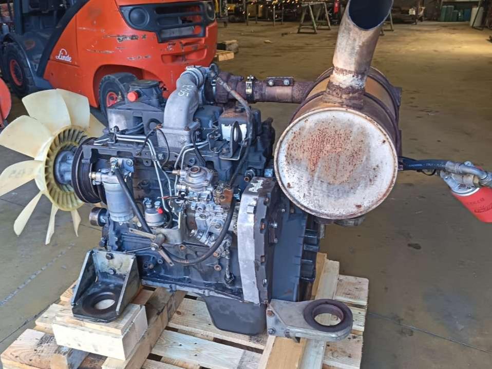 Iveco NEF F4BE 0484 Foto 3