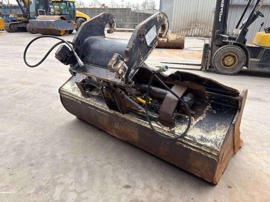 Caterpillar CW40 Foto 4