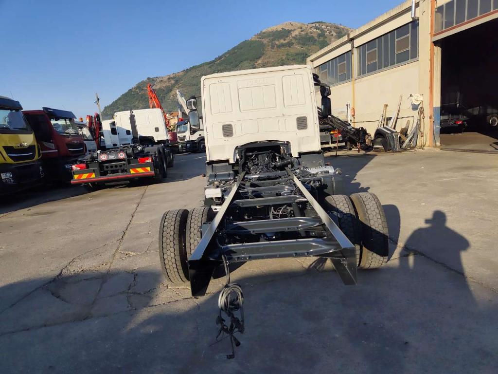 Iveco EUROCARGO 100E18 Foto 21