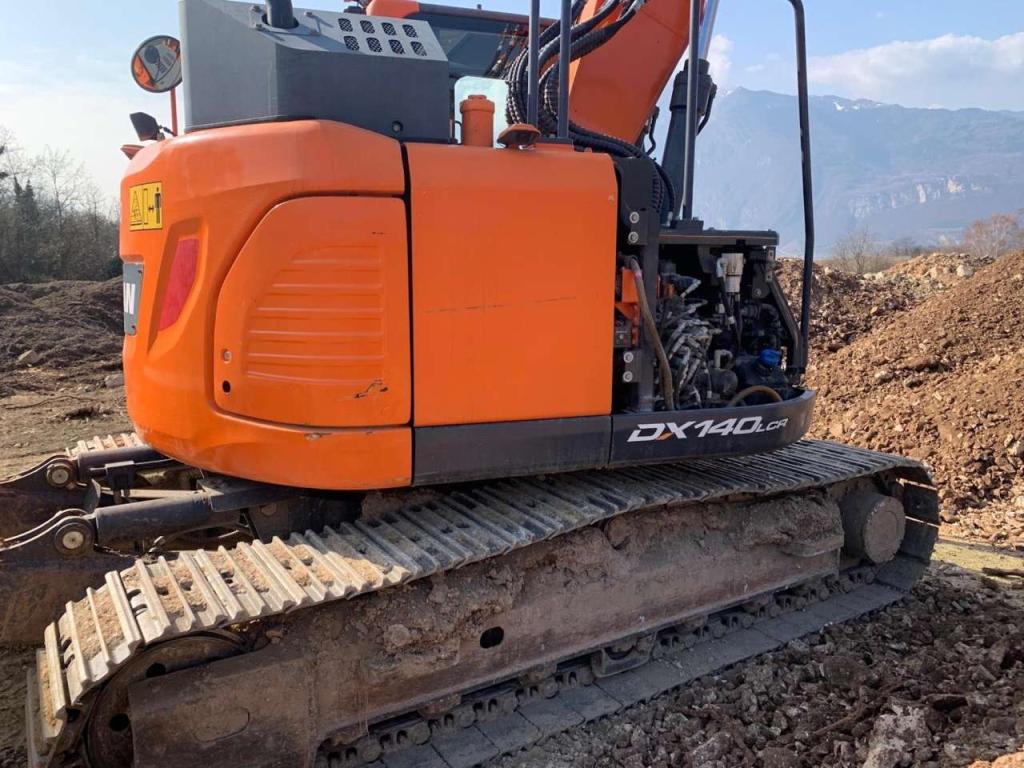 Doosan DX140LCR-5 Foto 3