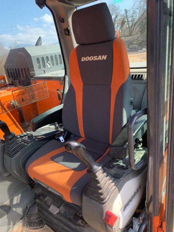 Doosan DX140LCR-5 Foto 5
