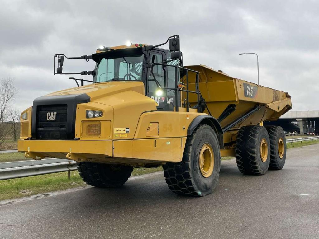 Caterpillar 745 04A Foto 1