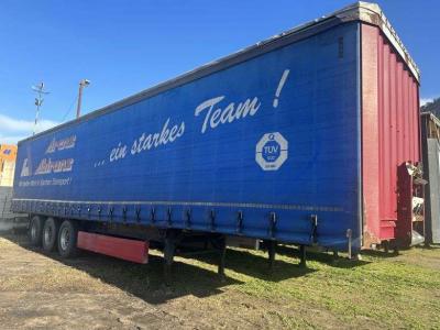 Krone centinato con buca in vendita da Ferrara Veicoli